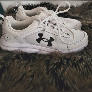 Under Armour Women's White Athletic Shoes